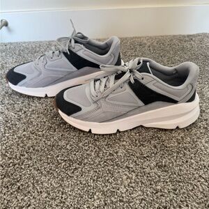 NEW Under Armour Forge 96 Running Shoes